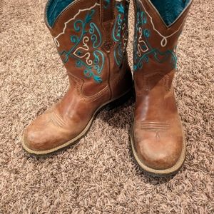 Fat baby cowboy boots
